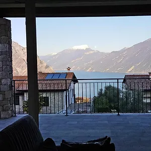 Villa Sogno Sul By Gardadomusmea, Tremosine